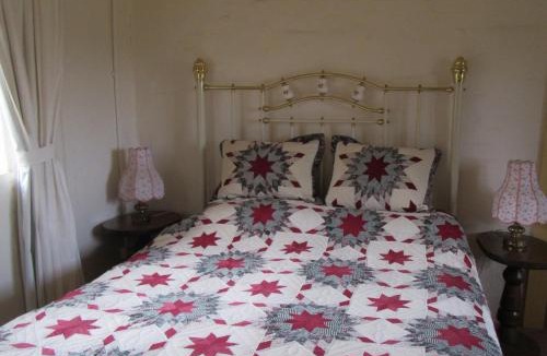 Marrangaroo Bed & Breakfast | Fernbrook Cottage