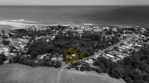Lake Tyers Beach House | Flounder
