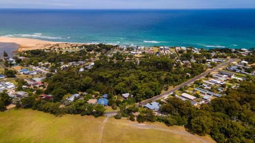 Lake Tyers Beach House | Flounder