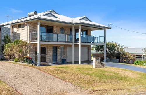 Manyana House | Foredeck Views