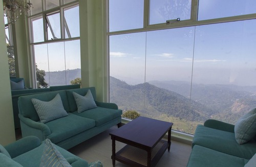 Devikolam Hotel | Fragrant Nature Munnar - A Classified Hotel