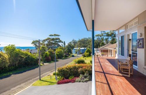 Mollymook House | Free night! Pay for 2 stay for 3