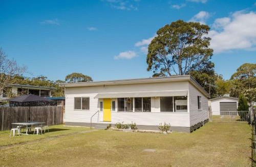 Lake Conjola House | Free night! Pay for 2 stay for 3