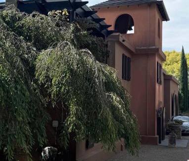 Red Hill Bed & Breakfast | Frogs Pond