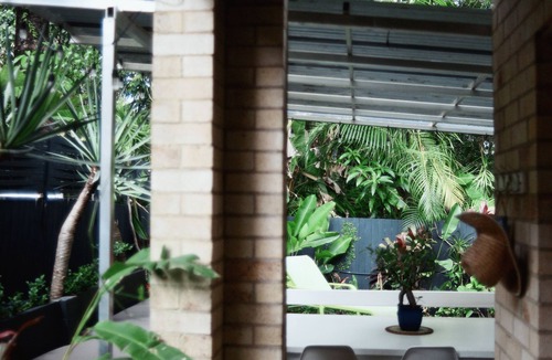 Byron Bay House | FULLY PET FRIENDLY! SCHOOLIES Incredible PRICES !