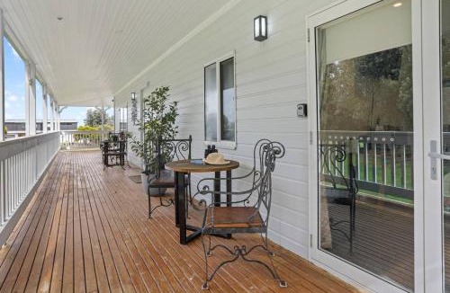 Marengo House | Galbraith Beach Studio 1 - steps away from beach