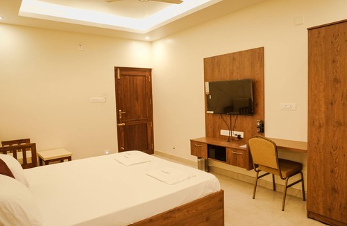 Radhapuram Hotel | Ganesh Residency