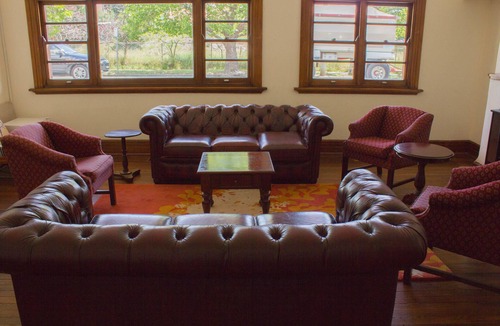 Blackheath Hotel | Gardners Inn Hotel