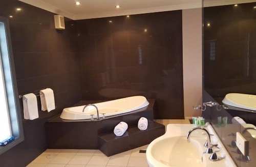 Broken Hill Hotel | Gateway Motor Inn