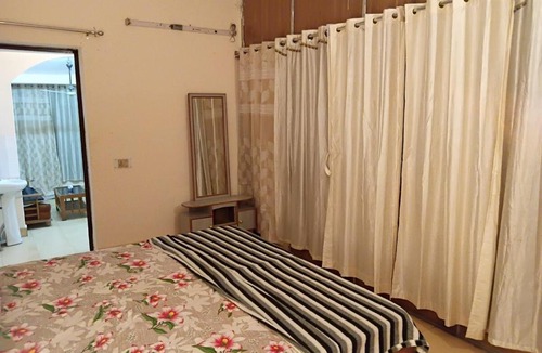 Gomti Nagar Apartment | Geeta Villa