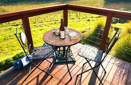 Gisborne Cottage | Gisborne Peak Winery - Cottages Vineyard Stay Macedon Ranges