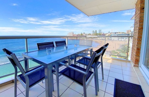 Cronulla Apartment | Gobsmacking Views 6 with Direct Beach Access