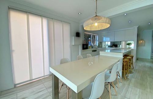 Cronulla Apartment | Gobsmacking Views 2, with Direct Beach Access