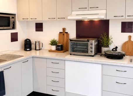 Rosebud House | Golfside Getaway by Ready Set Stay
