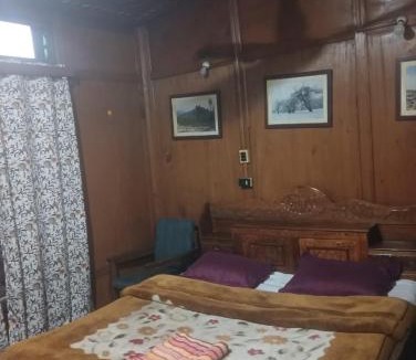 Rajbagh Hotel | Goona residence