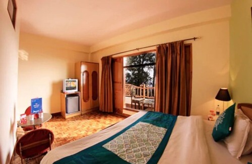 Knollswood Hotel | Goroomgo Kalra Regency Shimla