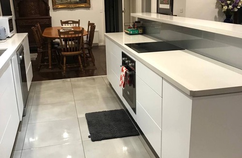Blackheath House | Govetts Leap lookout cottage with sauna