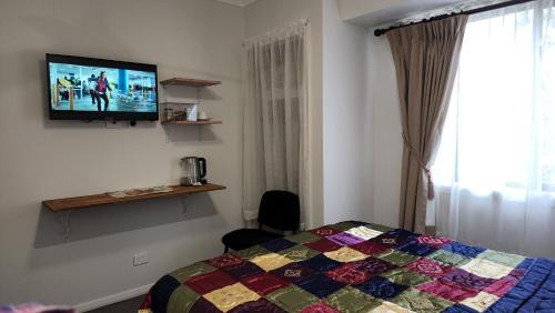 Singleton Shire Council House | Gowrie Agapanthus