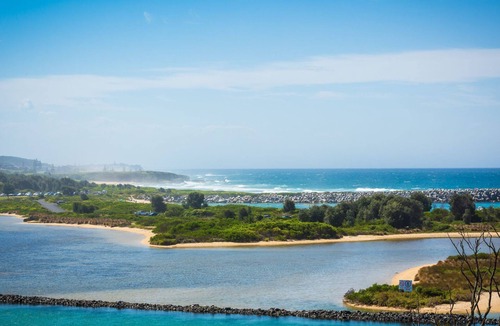 Narooma Apartment | Grand Pacific 1 Unit 3 - First Floor