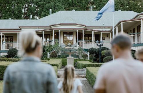 Balmoral Ridge House | Grand Queenslander for Large Groups 5 mins to Maleny and Montville