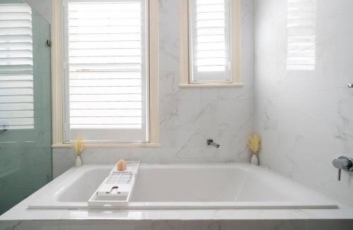 Millers Point Apartment | Green Stays