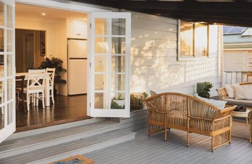 Cessnock House | Halcyon Days your perfect getaway Sunday late check out, pet friendly!