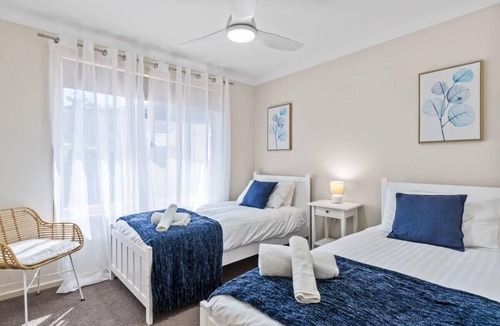 Corlette House | Halyard Beach Haven - Dive into Bliss