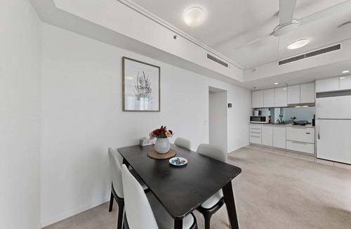 Hamilton Apartment | Hamilton Harbour - 1B Apt