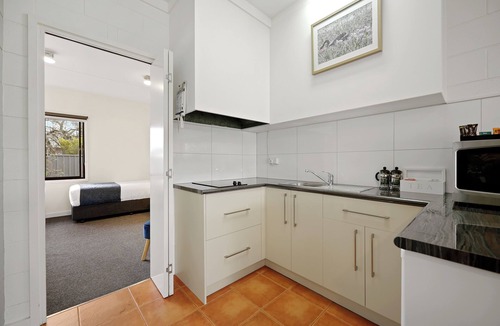 Hamilton Hotel | Hamilton Lakeside Motel