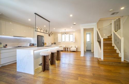 Hampton House | Hampton Luxe Designer Retreat with Park Views