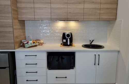 Nangkita Apartment | Hampton on Washington - FREE Wi-Fi and Netflix