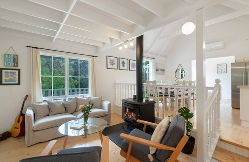 Mollymook House | Hamptons charm at Nantucket in Mollymook