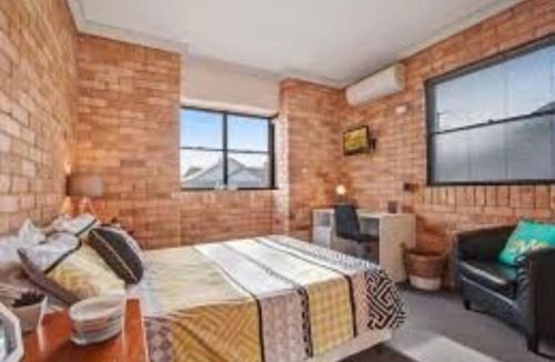 Mayfield Hotel | Hanbury Lodge