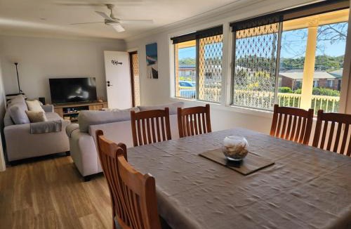 Sussex Inlet House | Happy Dayz Only 2 Hours From Sydney