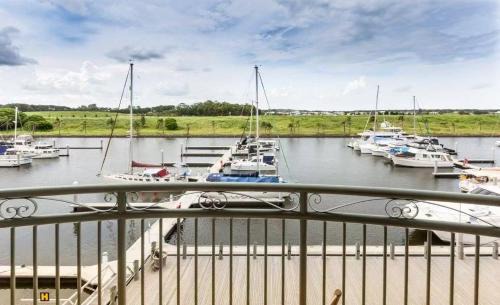 Gold Coast Hotel | Harbour EasyStay Hotel Apartments Hope Harbour Hotel