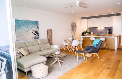 Wickham Apartment | Harbour Haven - Honeysuckle Newcastle