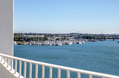 Wickham Apartment | Harbour Haven - Honeysuckle Newcastle