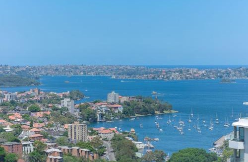 North Sydney Apartment | Harbour Lifestyle Modern 1BR in Prime Spot