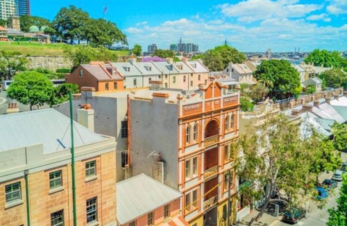 Dawes Point Apartment | Harbour View on Windmill St, Apt. 4