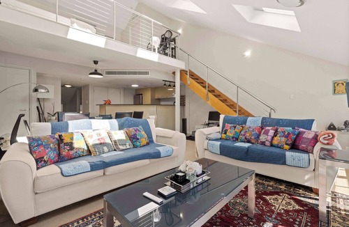 Woolloomooloo Apartment | Harbourside Haven on Finger Wharf