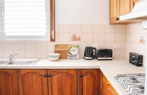 Shepparton House | Harry's Place - 2 minutes to GV health