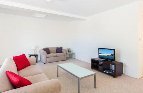 Forster Apartment | Haven Waters 6