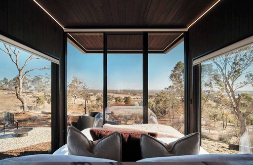 Toolleen Apartment | Heathcote Winery Luxury and Stunning Views