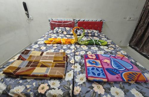 Thane West Hostel | Heaven Enterprises Shared Rooms and BedSpaces