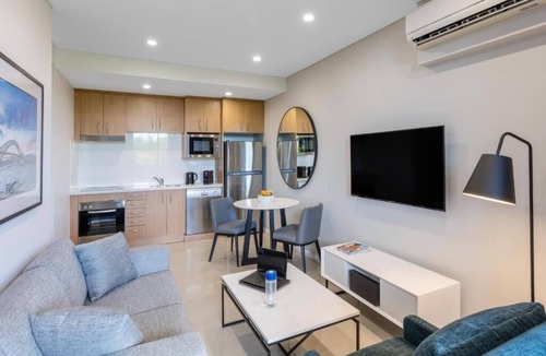 Waterloo Apartment | Heaven Studio Suite at Waterloo Sydney