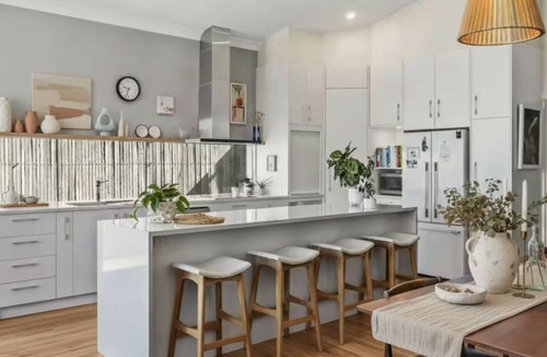 Henley Beach House | Henley Beachfront Home + Sauna, 150m From Square!