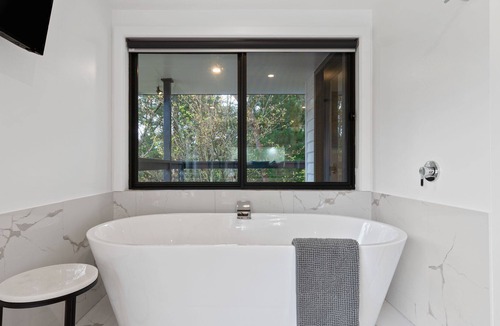 Hepburn Springs Villa | Hepburn Brewing Villa Two