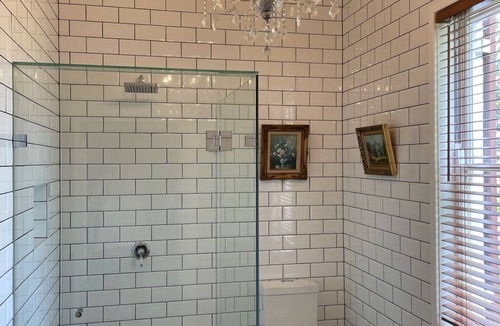 Leconfield Bed & Breakfast | Heritage luxury hotels, views of the Hunter Valley, built in 1872