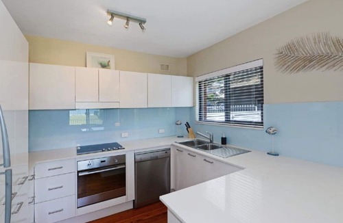 Avoca Beach Apartment | Hi Surf 1 - Top Location