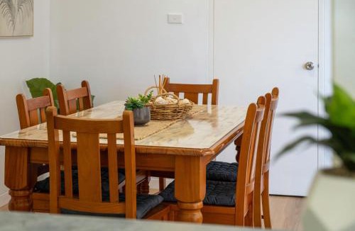 Forster Apartment | Hibiscus Court 5